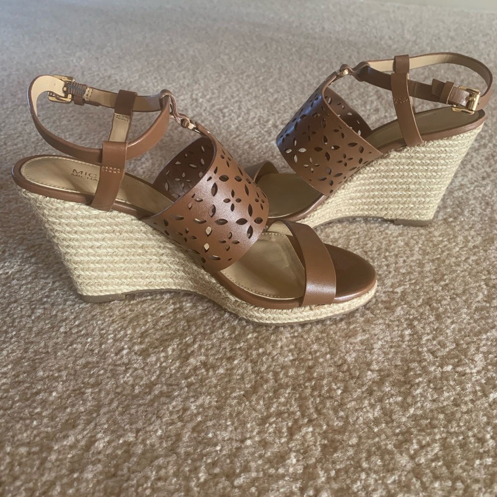 Michael Kors Wedges - Picture 2 of 6
